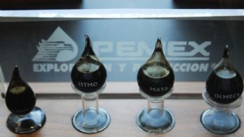 Deuda de México podría subir a 55% del PIB si continúan apoyos a Pemex, advierte Moody’s Ratings