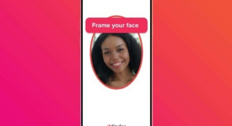 Tinder extiende la comprobación facial para confirmar que usuarios son reales y mejorar seguridad