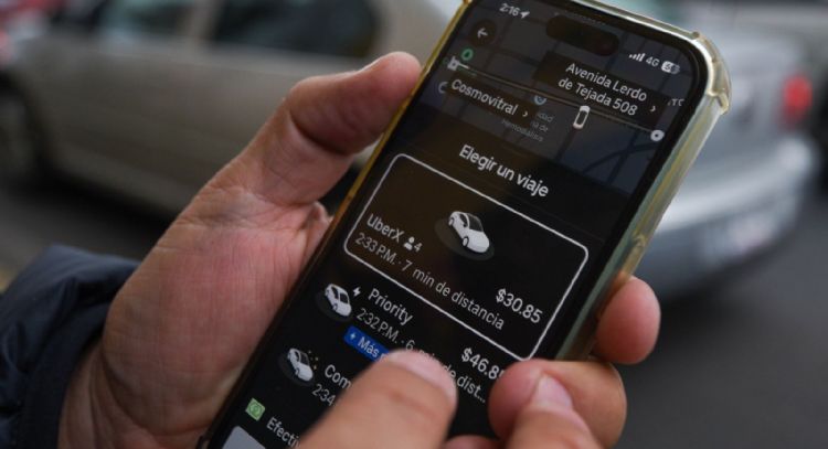 Uber podrá operar en aeropuertos; juez prohíbe a la Guardia Nacional detener a conductores