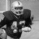 George Atkinson, leyenda de los Raiders, muere a los 78 años