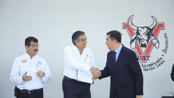 Américo Villarreal recibe ampliación de certificación TIF para el rastro de la UAT