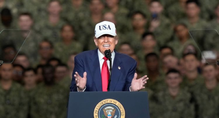 Trump afirma que Toyota invertirá más de 8 mil 500 millones de euros en Estados Unidos