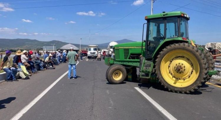 Productores de Tamaulipas se suman al paro nacional agrícola y cierran carreteras