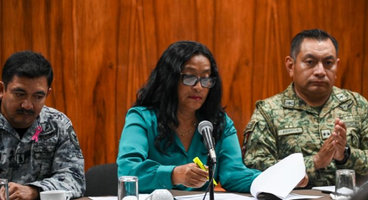 Alcaldesa de Acapulco niega usar joyería de lujo