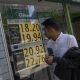 Peso se debilita ante acuerdos de Trump con Asia