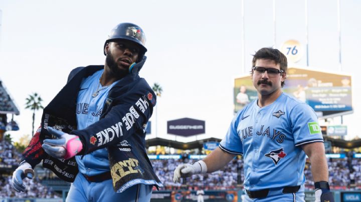 Yesavage, Vlady Jr. y Azulejos, a un triunfo de ganar la Serie Mundial tras vencer 6-1 a Dodgers