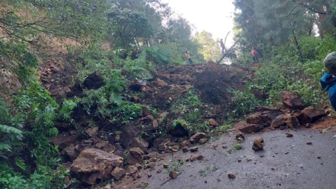 Lluvias provocan derrumbe de vivienda en Chilapa, Oaxaca; hay tres personas fallecidas