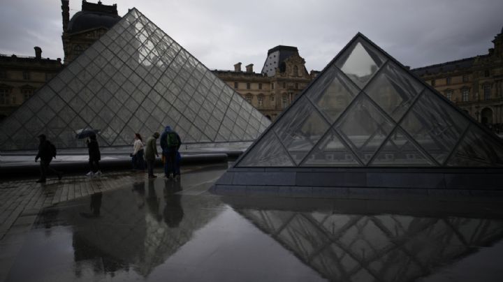 Detienen a otras cinco personas vinculadas al robo de joyas en el Louvre