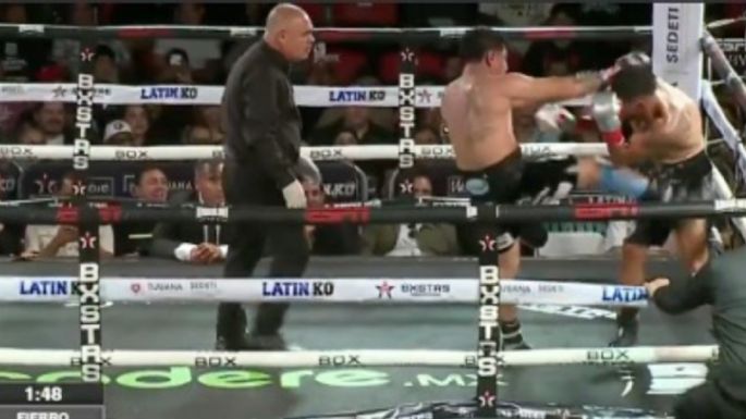 Se le va a las patadas al rival: "Tashiro" Fierro pierde el control y es descalificado (video)