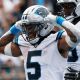 Bryce Young y Rico Dowdle ayudan a los Panthers a remontar para vencer a los Dolphins 27-24
