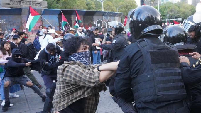 Encapuchados causan destrozos durante marcha en apoyo a Palestina (Video)