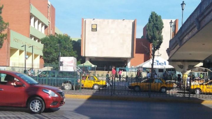 Pacientes del IMSS en Coahuila protestan por suspensión del servicio de hemodiálisis