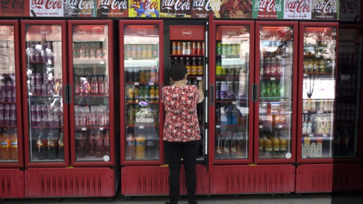 La ANPEC, el “brazo operativo” de Coca-Cola; acusan que defiende los intereses de la refresquera