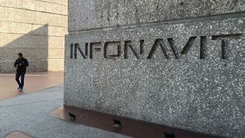 Infonavit elimina sistema de puntos y simplifica requisitos para comprar casas: así operará