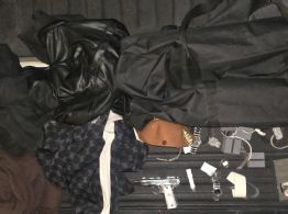 Roban joyería en plaza San Jerónimo; detienen a un presunto ladrón