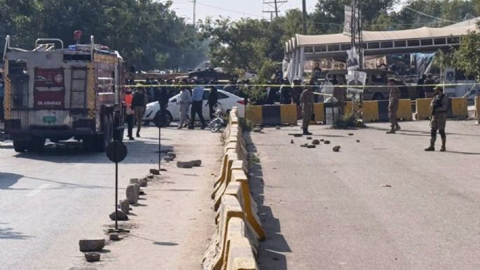 Al menos 12 muertos y 27 heridos en un ataque suicida ante una corte en la capital de Pakistán