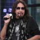Autopsia revela que Ace Frehley, guitarrista de Kiss, murió debido a heridas sufridas por una caída