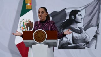 Sheinbaum justifica vallas en Palacio Nacional ante marchas de la CNTE y Generación Z