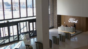 Ford Motor presenta su nueva sede, llena de tecnología y espacio para 4 mil empleados