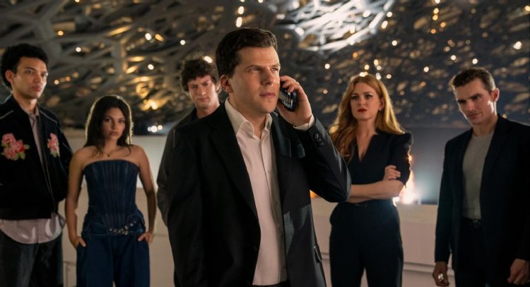 “Los Ilusionistas 3” supera a “El Sobreviviente” en taquilla