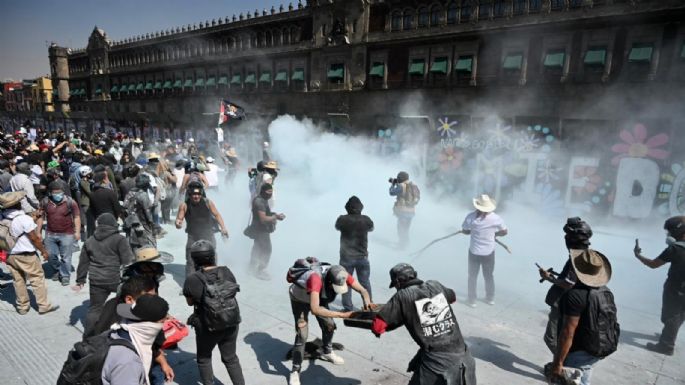 Artículo 19 documentó "al menos" 13 agresiones contra la prensa durante marchas en el país