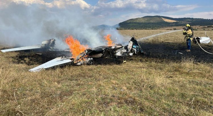 Se desploma avioneta con cinco personas a bordo que iba de Puebla a Guadalajara