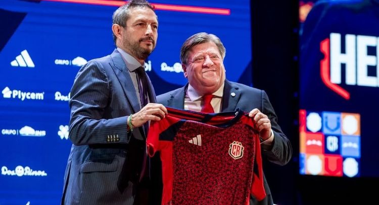 "Nunca había tenido un fracaso como este": “Piojo” Herrera y Costa Rica quedan fuera del Mundial