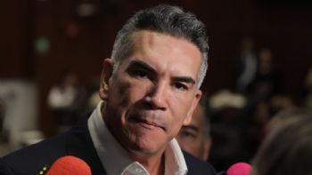 “Changoleón apestoso, eres un parásito del sistema: “Alito” Moreno arremete contra Noroña