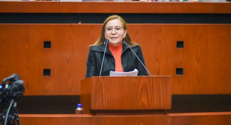 Diputada estalla contra reporteros tras la difusión de fotos de su esposo en camioneta de 2 mdp