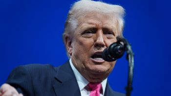 Trump acusa a demócratas de "conducta sediciosa" castigable con la muerte por mensaje al Ejército