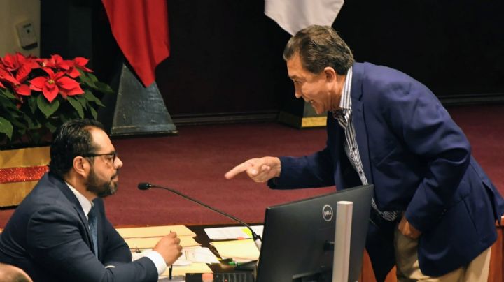 Diputado Héctor Yunes amenaza e insulta a secretario de finanzas en el Congreso de Veracruz (Video)