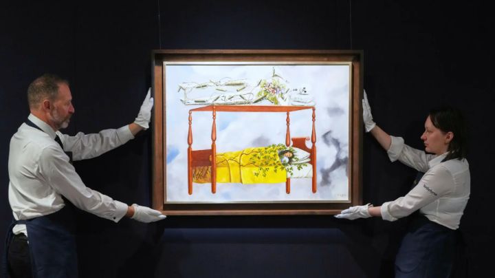 "El sueño" de Frida Kahlo se subasta en 54.7 mdd; la obra más cara de una artista femenina