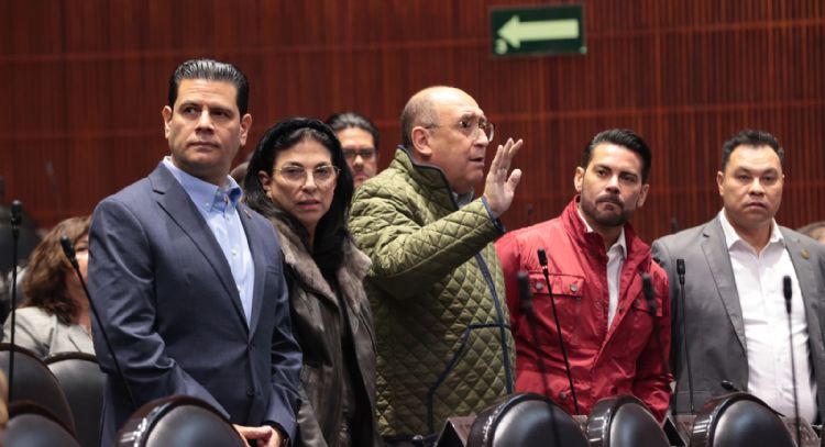 Influencer Pejegrillo provoca encontronazo entre Morena y PRI en San Lázaro (Video)