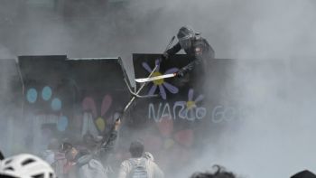 Madre de menor de edad detenido en marcha de la Gen Z denunciará por tortura a policías de Brugada