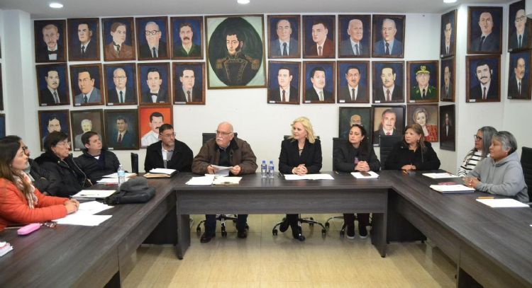 Prohíben transmitir sesión del Cabildo de Múzquiz; alegan protección de datos de integrantes