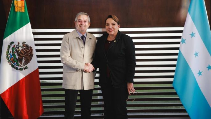 Presidenta de Honduras llega a México; se reunirá con Sheinbaum