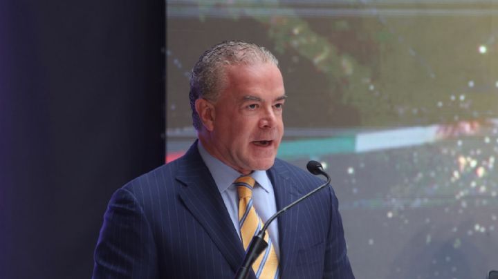 Quieren descalificar y politizar Miss Universo, acusa copropietario