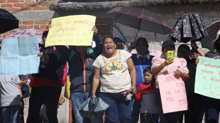 CNTE amaga con manifestarse en todas las giras de Sheinbaum