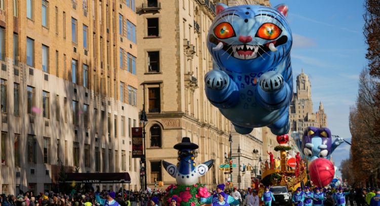 El desfile de Macy's del Día de Acción de Gracias trae a Pac-Man y Labubu a Manhattan (Video)