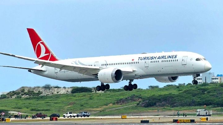 IATA pide a Maduro reconsiderar revocación de permisos de operación a aerolíneas internacionales