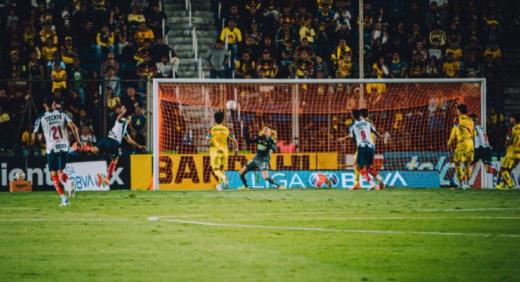 Monterrey elimina al América y avanza a semifinales en la Liga MX (Videos)