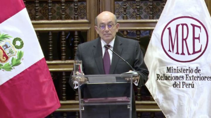 Perú rompe relaciones diplomáticas con México por dar asilo a exprimera ministra (Video)