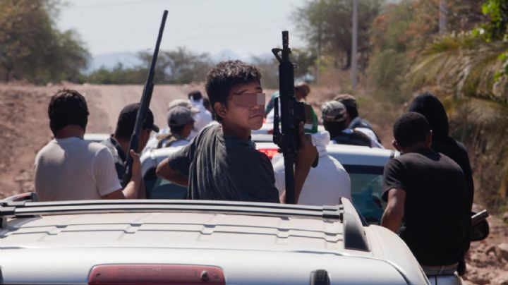 La ley del miedo gobierna Michoacán: El reclutamiento de jóvenes