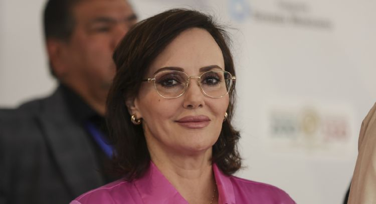 Lilly Téllez cuestiona al secretario de la Defensa por la escolta asignada al alcalde asesinado