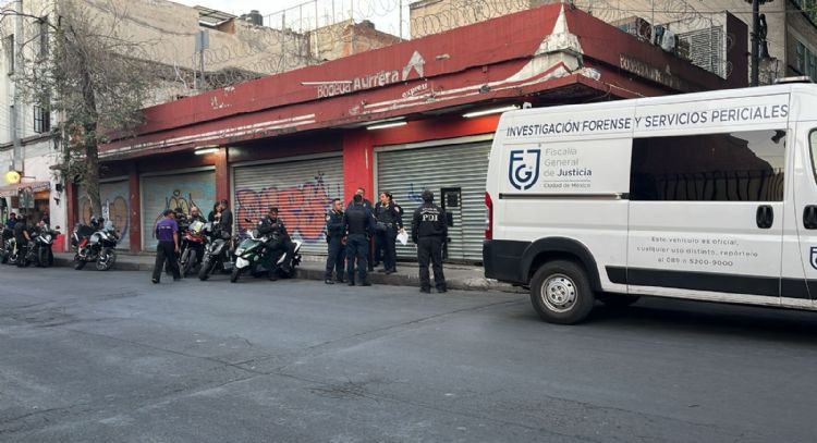 Joven de 16 años que intentó robar mercancía en un Aurrerá mata a guardia de seguridad en el Centro