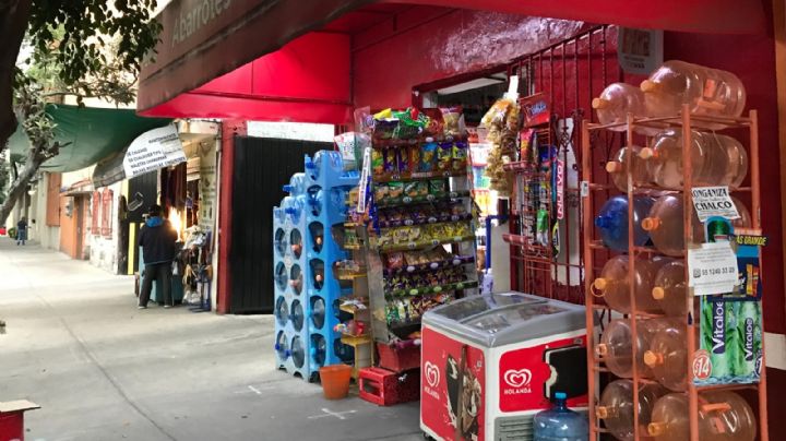 Alianza de tienditas denuncia mano negra de López-Gatell en alza de impuesto especial