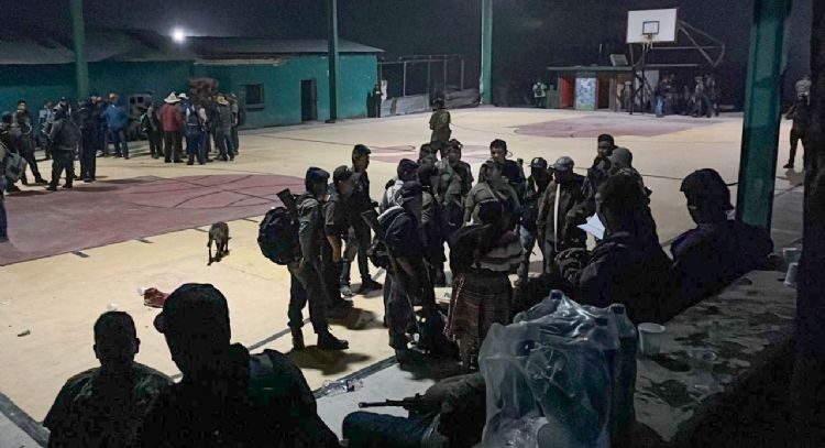 Policías comunitarios se enfrentan a balazos en Ayahualtempa, Guerrero; hay tres elementos muertos