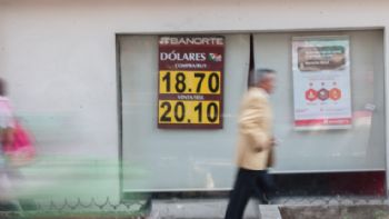 Peso avanza ante menor nerviosismo internacional