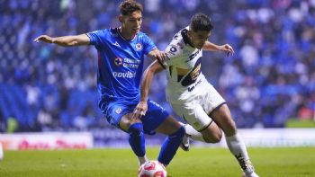 Pumas vence 3-2 a Cruz Azul y avanza al Play-In