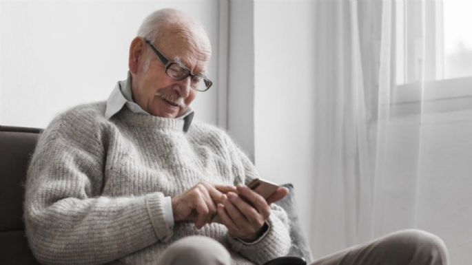 La soledad y la brecha tecnológica: Claves por las que aumentan las estafas a adultos mayores